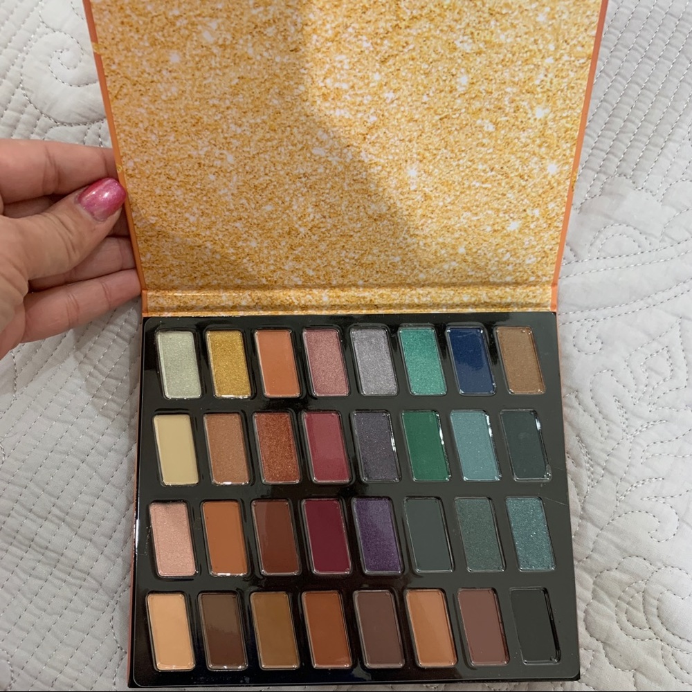 Wet n Wild pallet